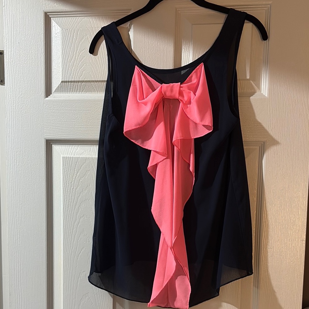 Zenana Outfitters Black and Pink Ruffled Tank Top